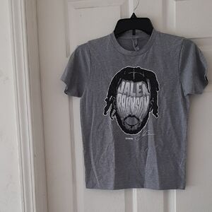 Jalen Brunson Next Level Apparel  Gray Kids T-Shirt Size M(8)